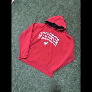 Wisconsin Badgers Hoodie Sweatshirt Large Pullover Red Sewn Lettering Bucky UW